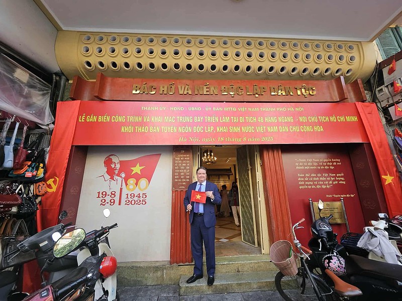 Đại sứ Mỹ Marc Knapper v&agrave; những dấu ấn đặc biệt tại Việt Nam - Ảnh 8.