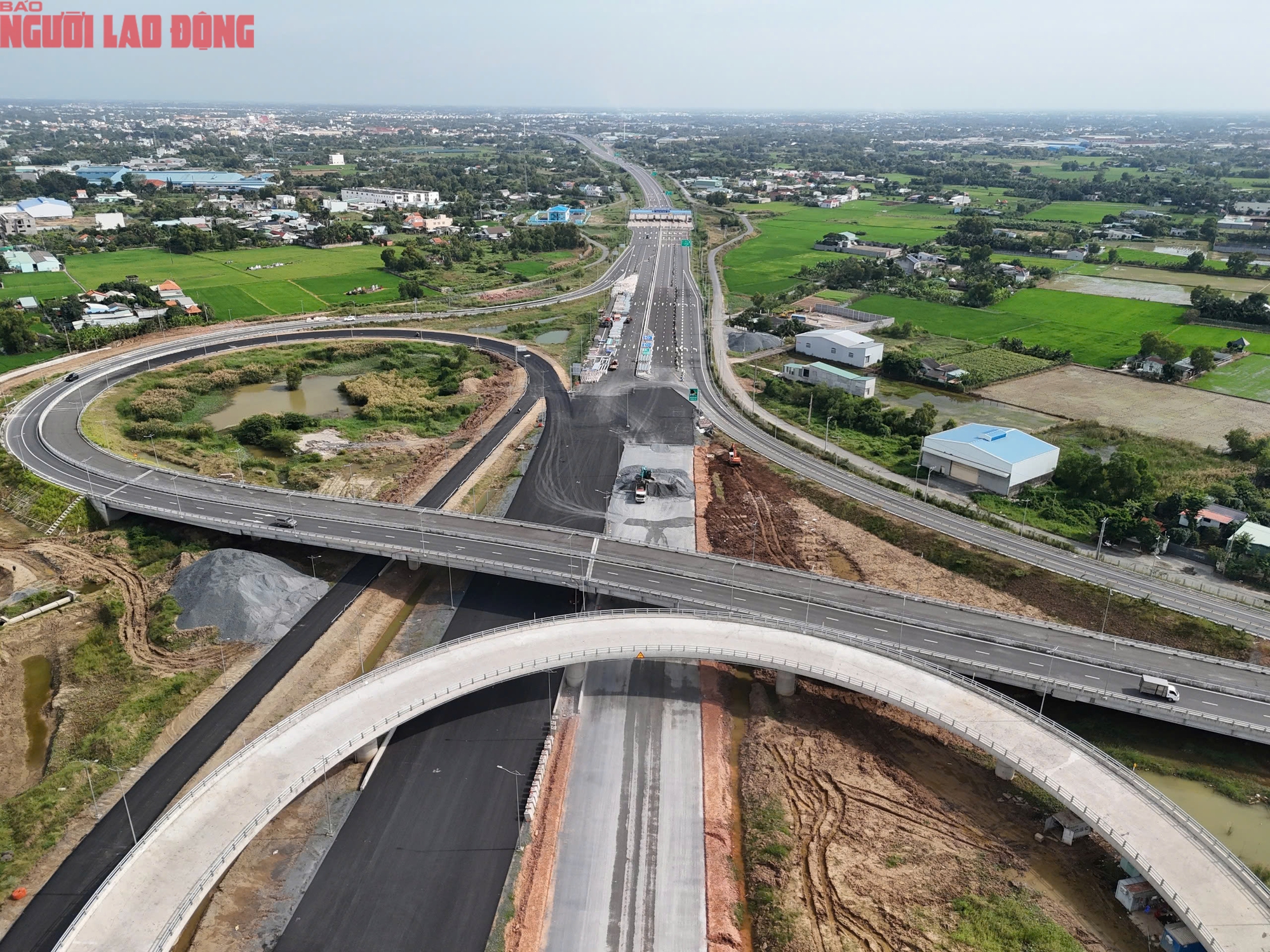 Hình hài siêu nút giao Mỹ Yên tại ba cao tốc trọng điểm phía Nam - Ảnh 3. Hình hài siêu nút giao Mỹ Yên tại ba cao tốc trọng điểm phía Nam - Ảnh 3.