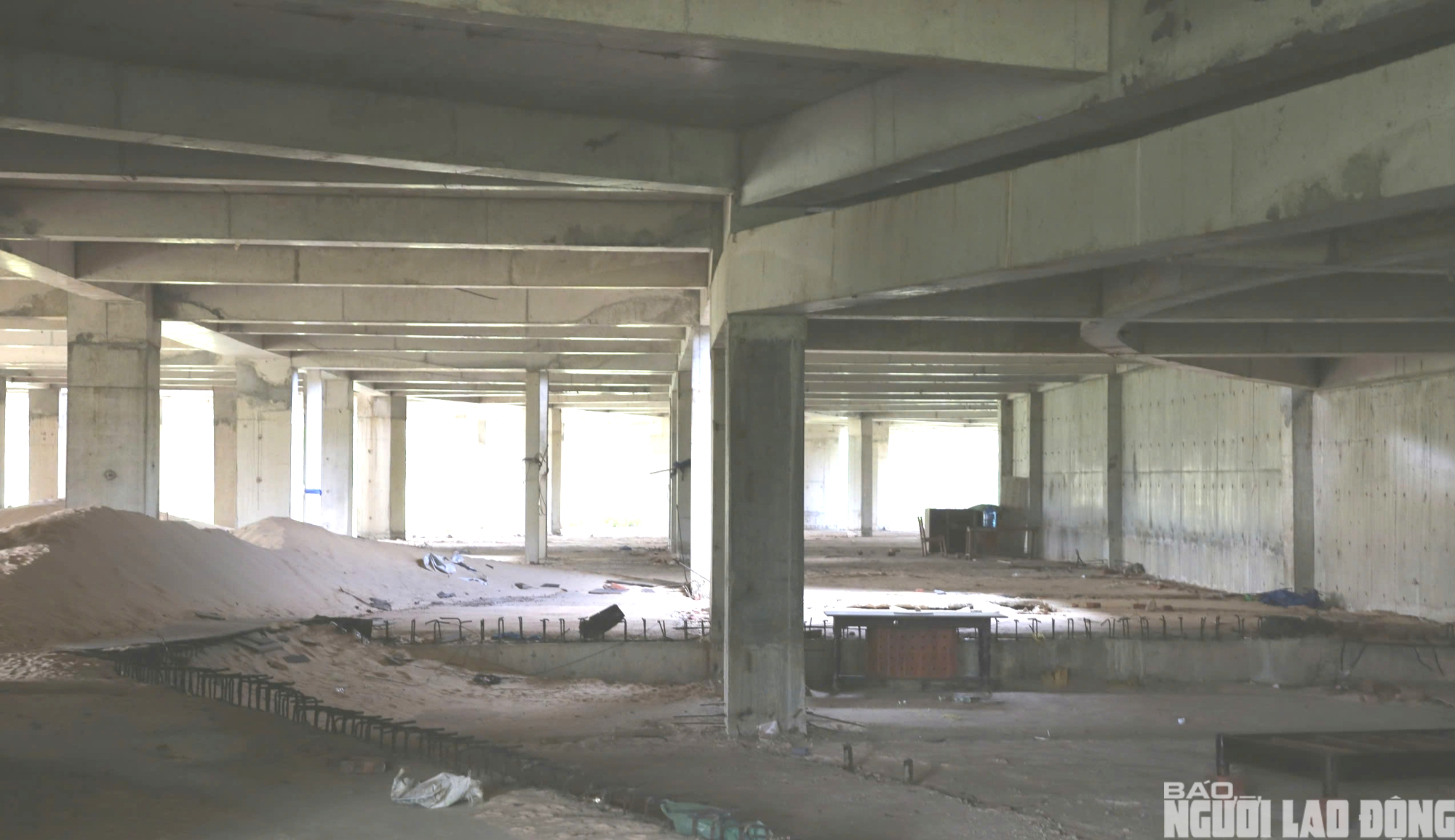 Hai kh&aacute;ch sạn bỏ hoang tại Đồng Hới g&acirc;y lo ngại về đầu tư Du lịch - Ảnh 4.