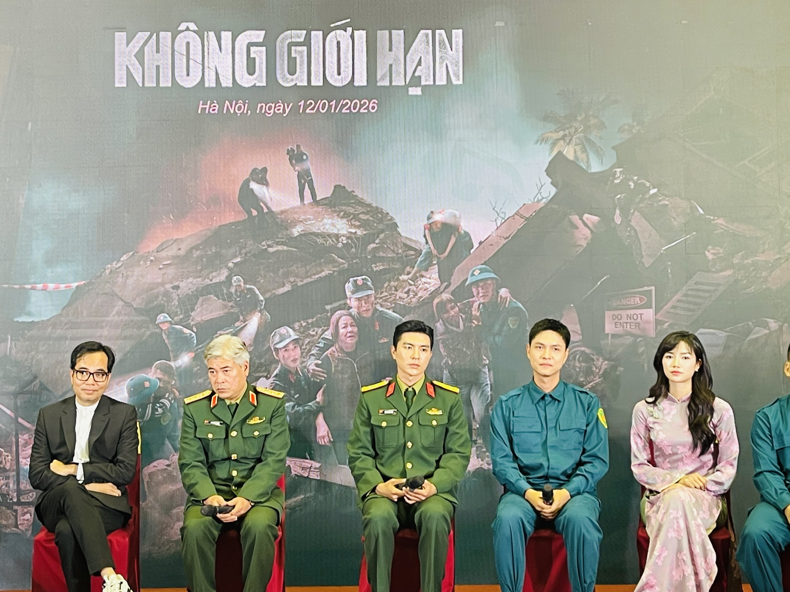 "Không giới hạn"mang đến câu chuyện người lính thời bình - Ảnh 1.