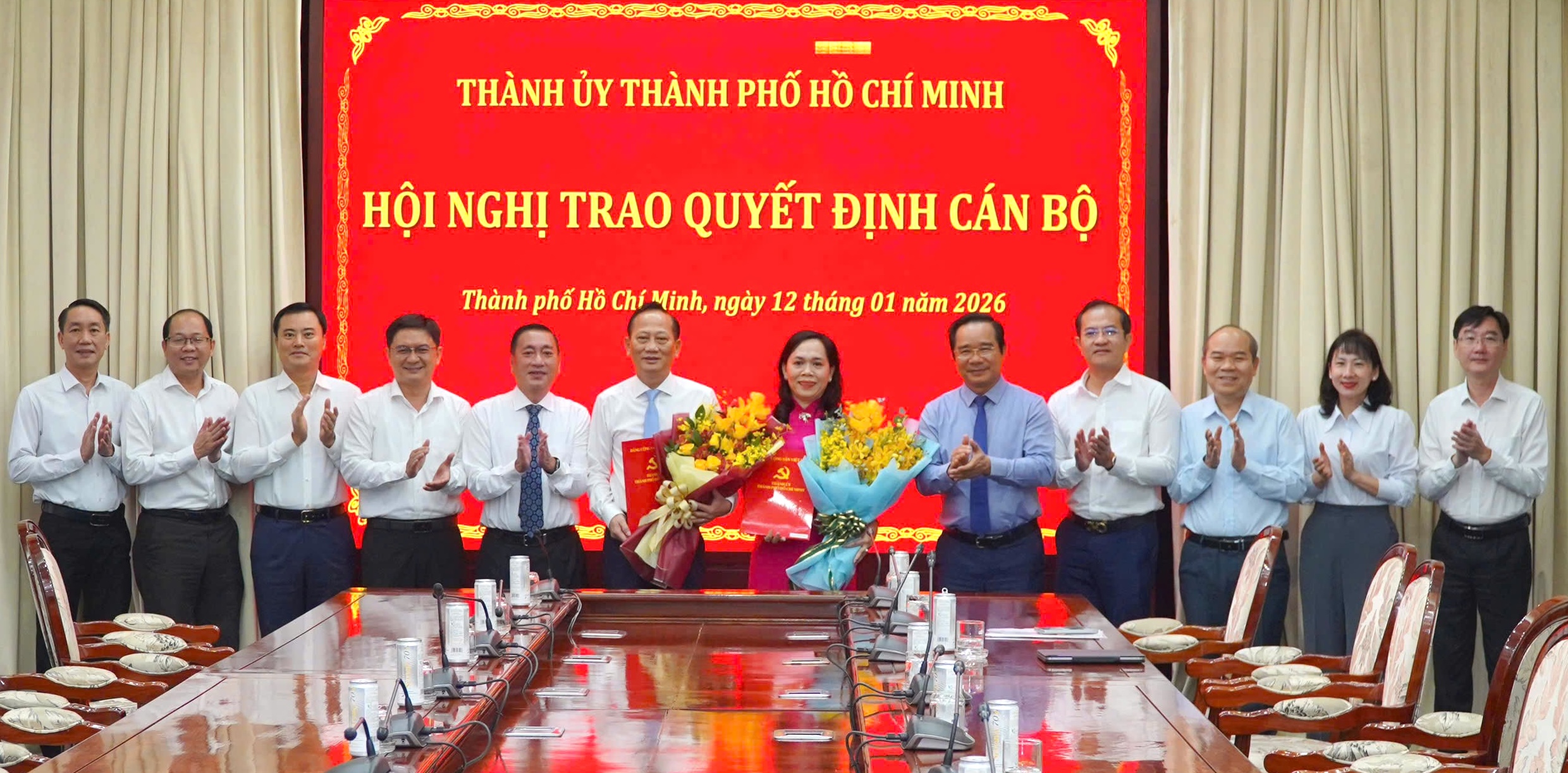 TPHCM: Hai Th&agrave;nh ủy vi&ecirc;n đổi vị tr&iacute; c&ocirc;ng t&aacute;c cho nhau  - Ảnh 5.