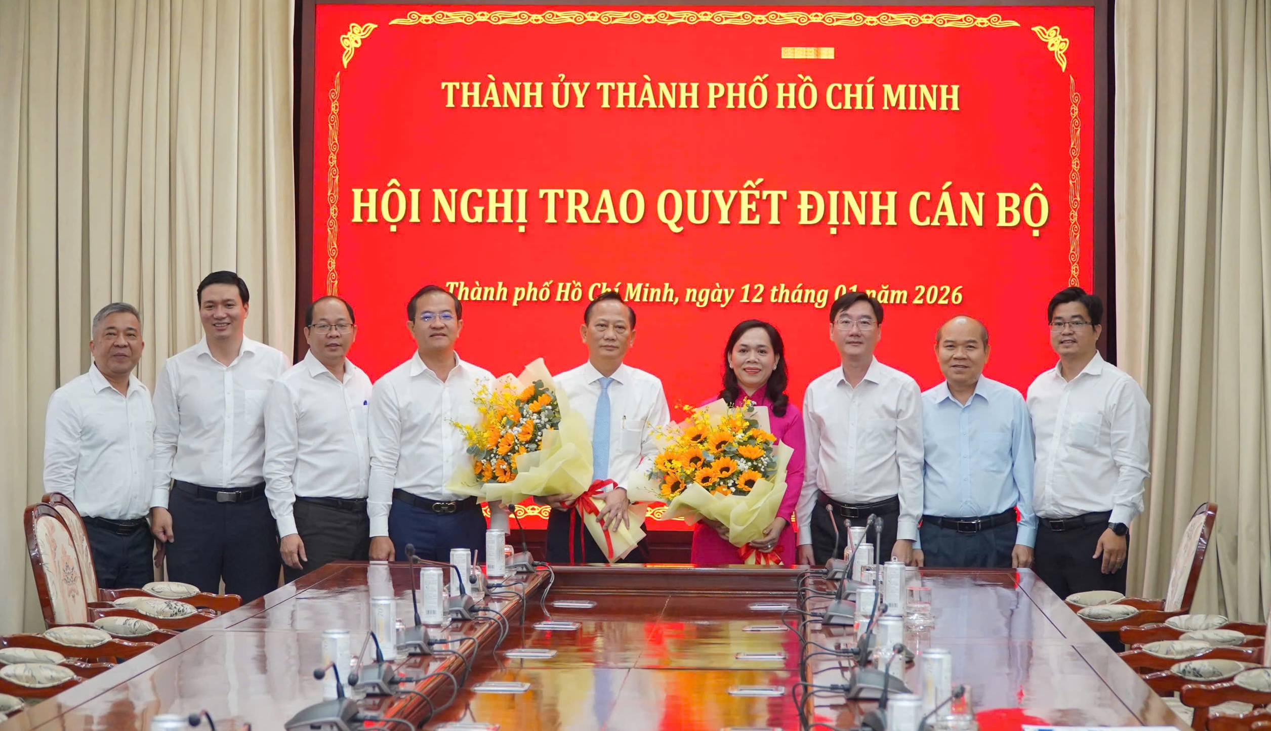 TPHCM: Hai Th&agrave;nh ủy vi&ecirc;n đổi vị tr&iacute; c&ocirc;ng t&aacute;c cho nhau  - Ảnh 6.