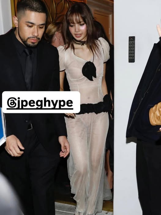 Diện mốt "đầm khỏa th&acirc;n", Lisa (Blackpink) bị ch&ecirc; mặc xấu tệ - Ảnh 7.