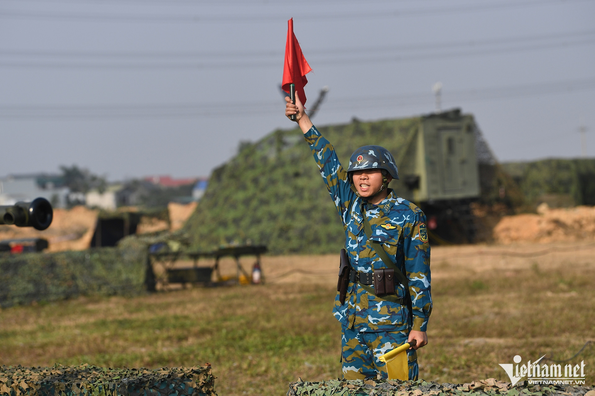 Ph&aacute;o ph&ograve;ng kh&ocirc;ng sẵn s&agrave;ng chiến đấu bảo vệ đại hội đảng lần thứ 14 - Ảnh 10.