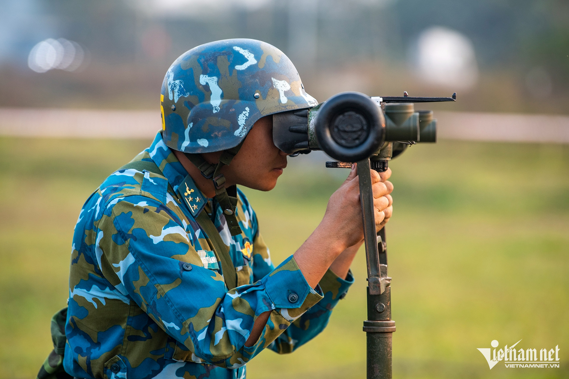 Ph&aacute;o ph&ograve;ng kh&ocirc;ng sẵn s&agrave;ng chiến đấu bảo vệ đại hội đảng lần thứ 14 - Ảnh 14.