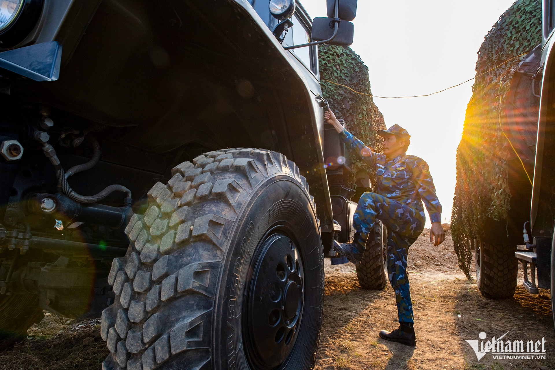 Ph&aacute;o ph&ograve;ng kh&ocirc;ng sẵn s&agrave;ng chiến đấu bảo vệ đại hội đảng lần thứ 14 - Ảnh 19.