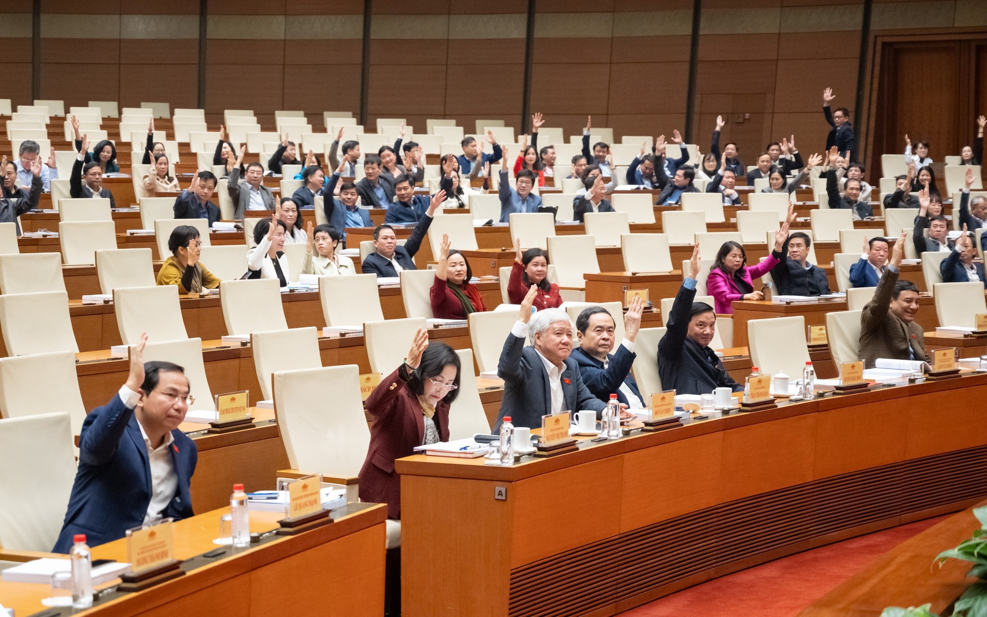 Giới thiệu 122 người ứng cử đại biểu Quốc hội khóa XVI chuyên trách ở Trung ương