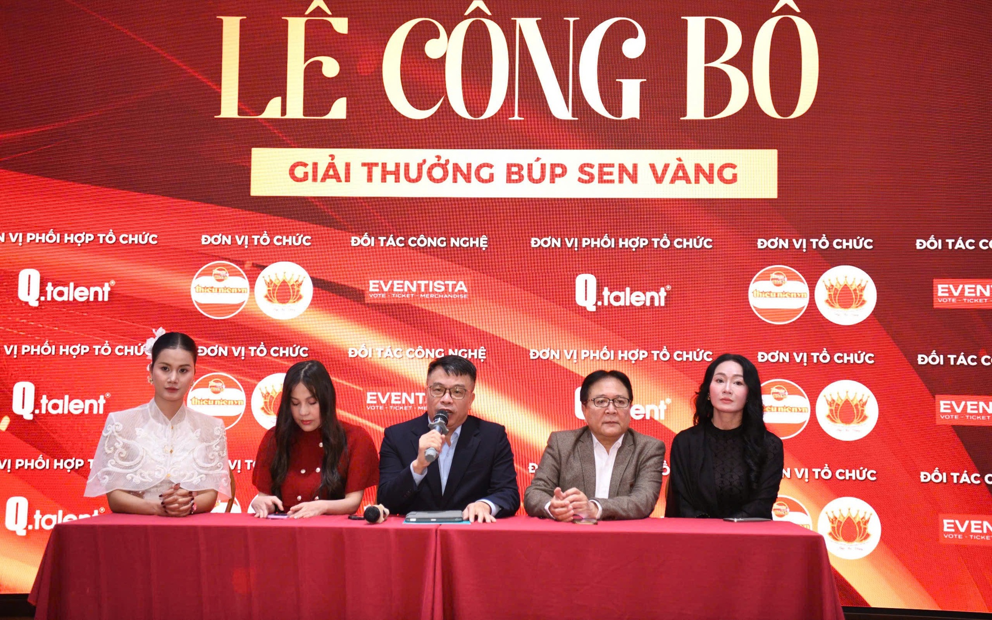 Đo&agrave;n Ngọc Gia Bảo đoạt giải Nam ca sĩ triển vọng tại B&uacute;p Sen v&agrave;ng  - Ảnh 2.