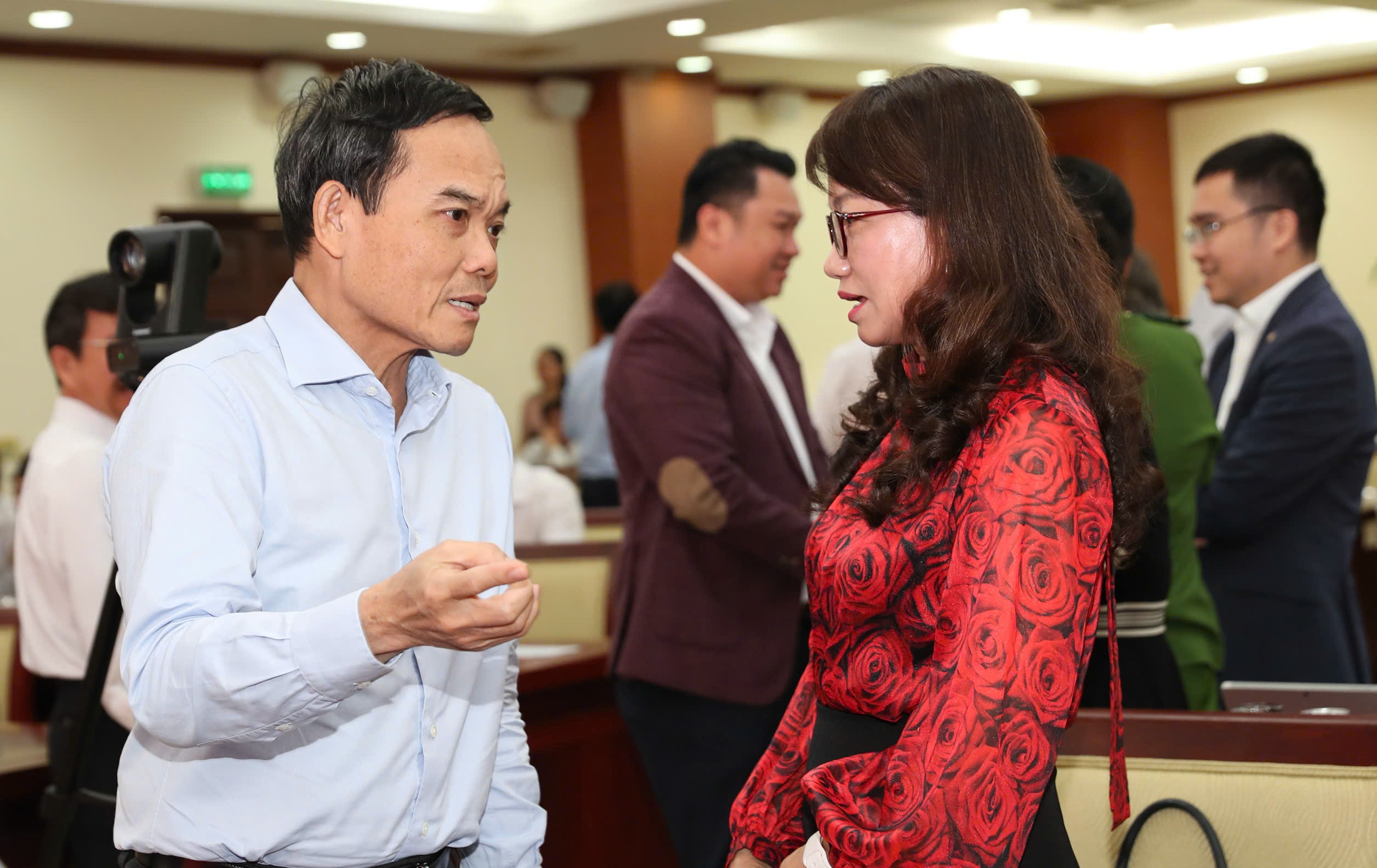 B&iacute; thư Th&agrave;nh ủy TPHCM: Kh&ocirc;ng đi nhanh bằng khoa học - c&ocirc;ng nghệ, th&agrave;nh phố sẽ m&atilde;i l&agrave; người đến sau - Ảnh 2.