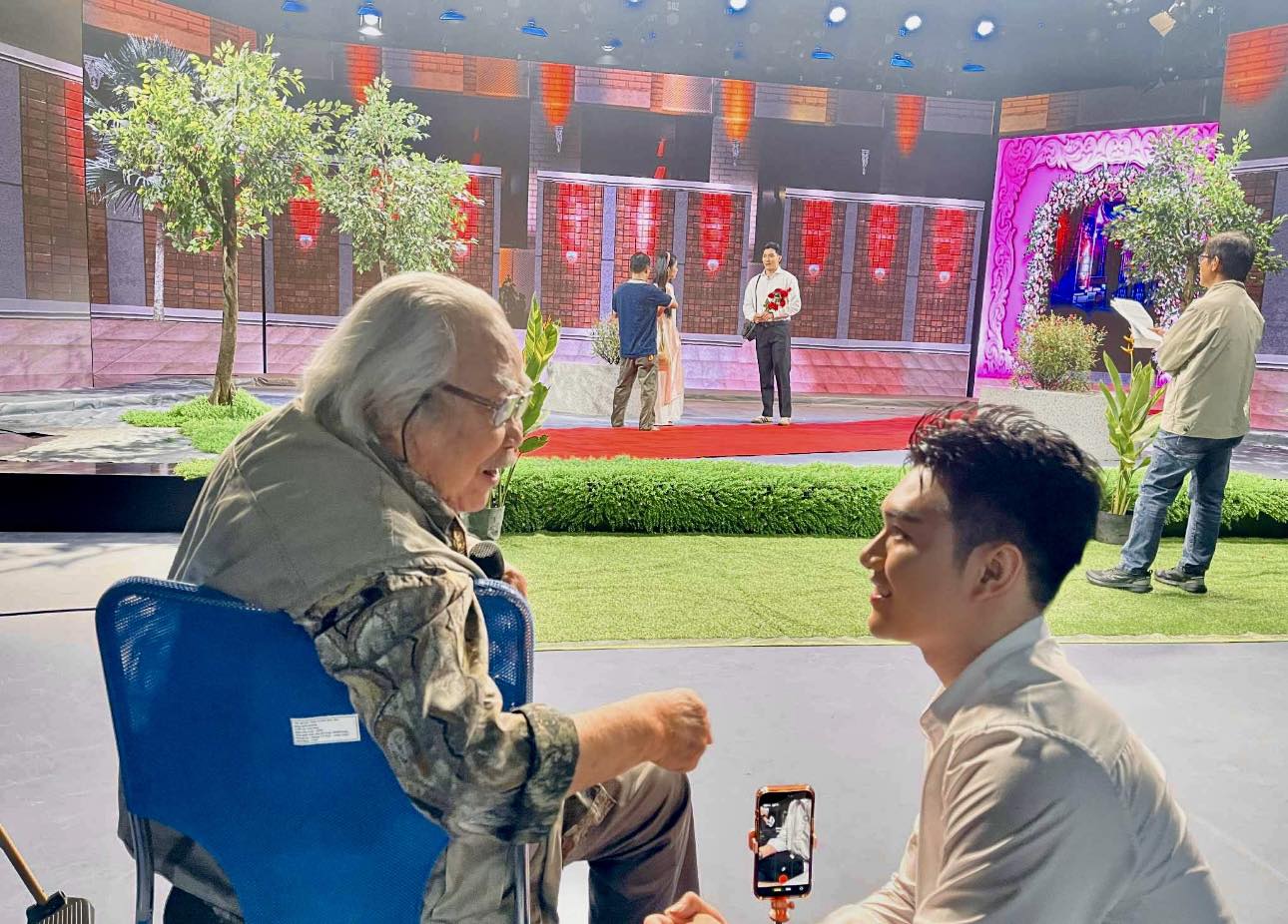 NSND Trần Minh Ngọc dựng kịch Lưu Quang Vũ mừng thọ 90 tuổi - Ảnh 2.