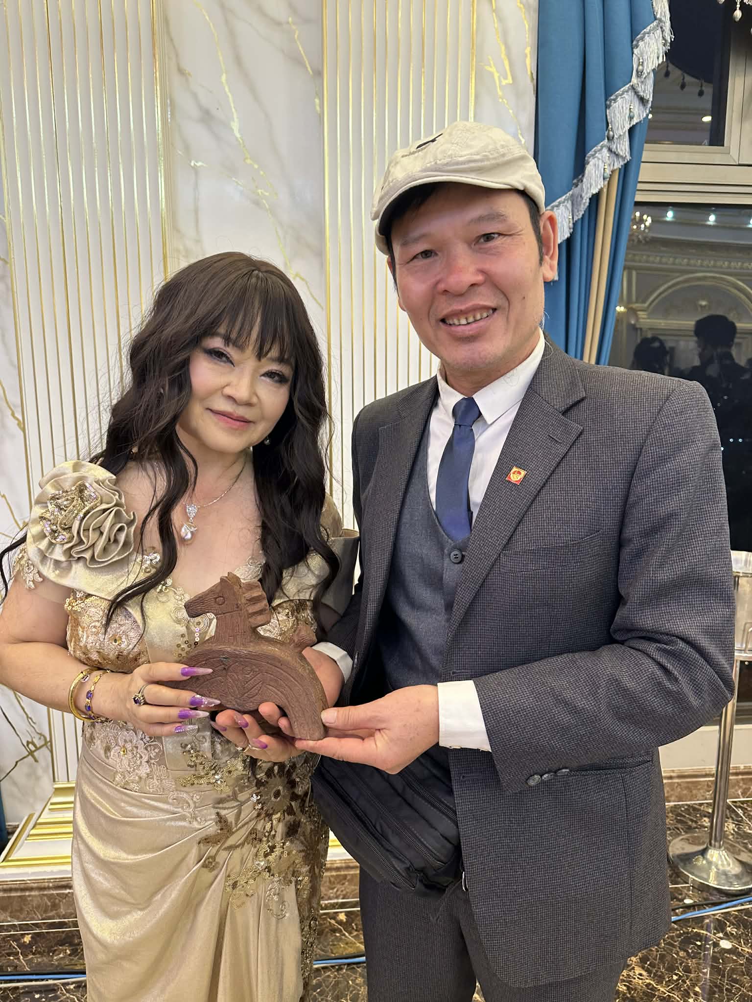 Nghệ sĩ Thanh Lê xúc động hội ngộ Nhà báo Huỳnh Dũng Nhân sau 40 năm xa cách - Ảnh 3.