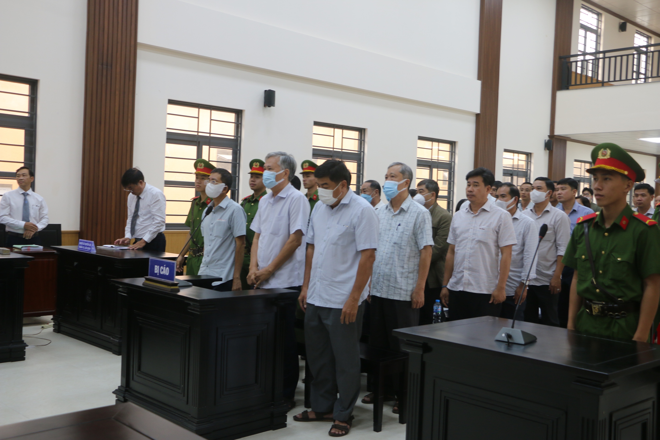 Lộ diện sai phạm của 3 cựu Phó Chủ tịch UBND TP Long Xuyên , An Giang - Ảnh 3.