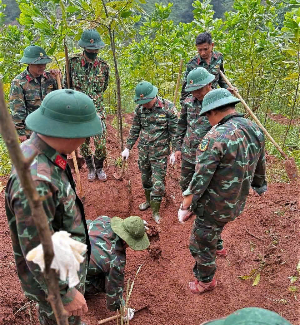 Phát hiện cây bút chôn cùng hài cốt liệt sĩ Vương Chí Cao Tại Quảng Trị - Ảnh 2.