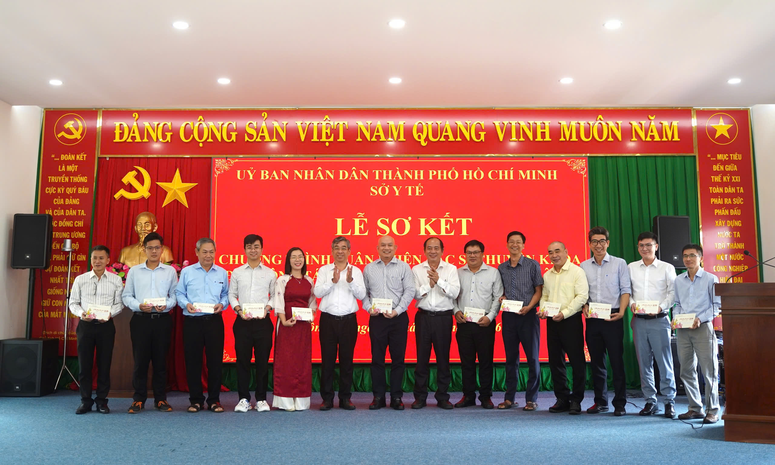 Phó Bí thư Thành ủy TPHCM Nguyễn Phước Lộc: Sự thụ hưởng rõ nét, toàn diện của người dân Côn Đảo - Ảnh 3.