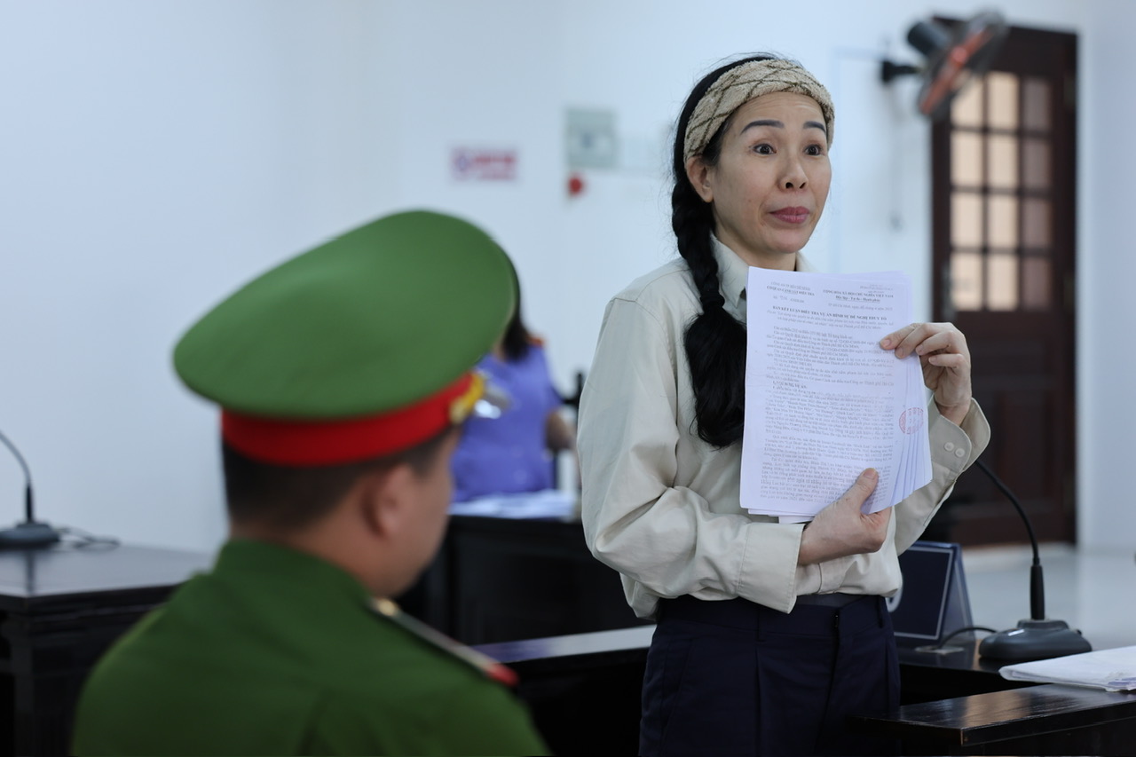 B&agrave; Đinh Lan k&ecirc;u oan v&igrave; mất điện thoại - Ảnh 2.