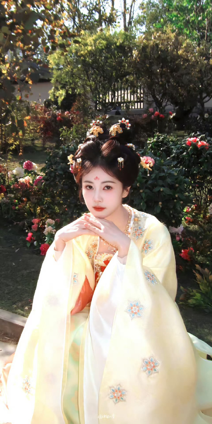 Minh tinh Bạch Lộc thắng kiện kẻ xúc phạm, phỉ báng - Ảnh 1.