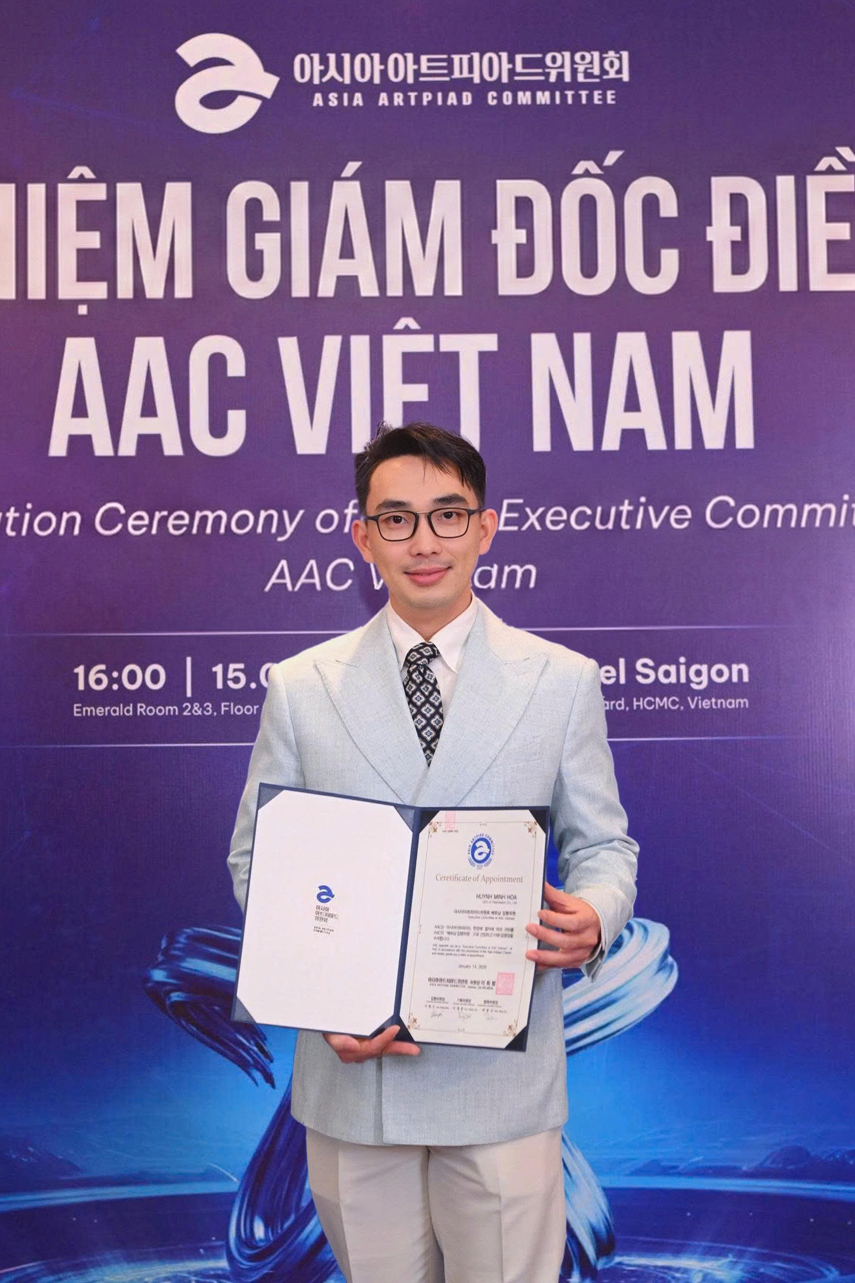 Huỳnh Minh H&ograve;a trong một dự &aacute;n nghệ thuật quốc tế