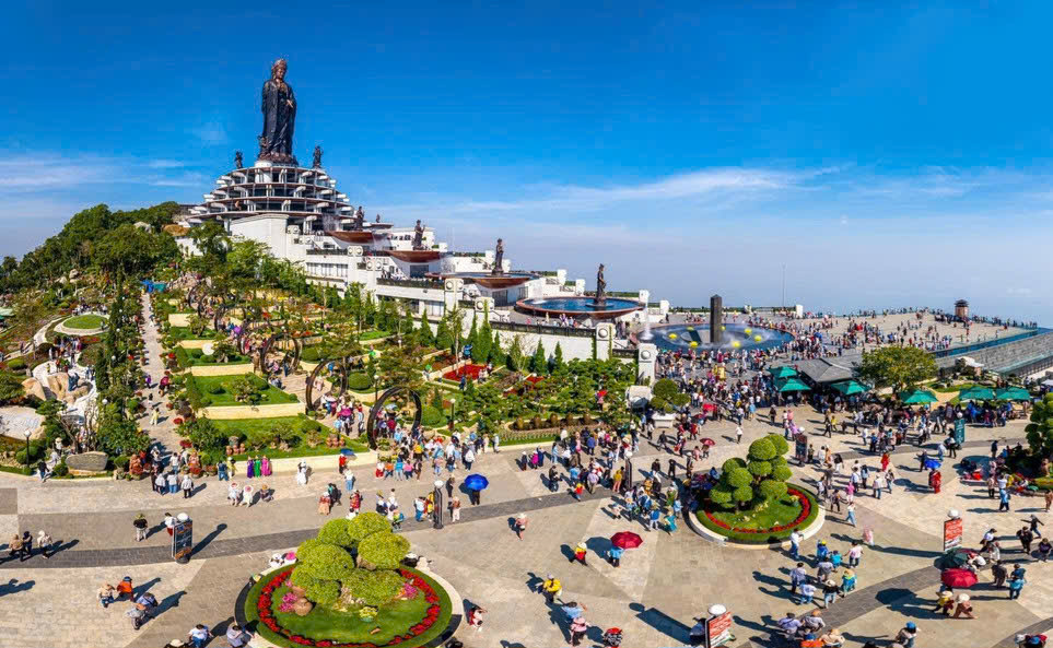 Tây Ninh thông tin về Hội Xuân núi Bà Đen năm 2026 - Ảnh 1.