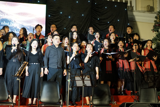 Thắp s&aacute;ng tương lai cho người khiếm thị - Ảnh 1.