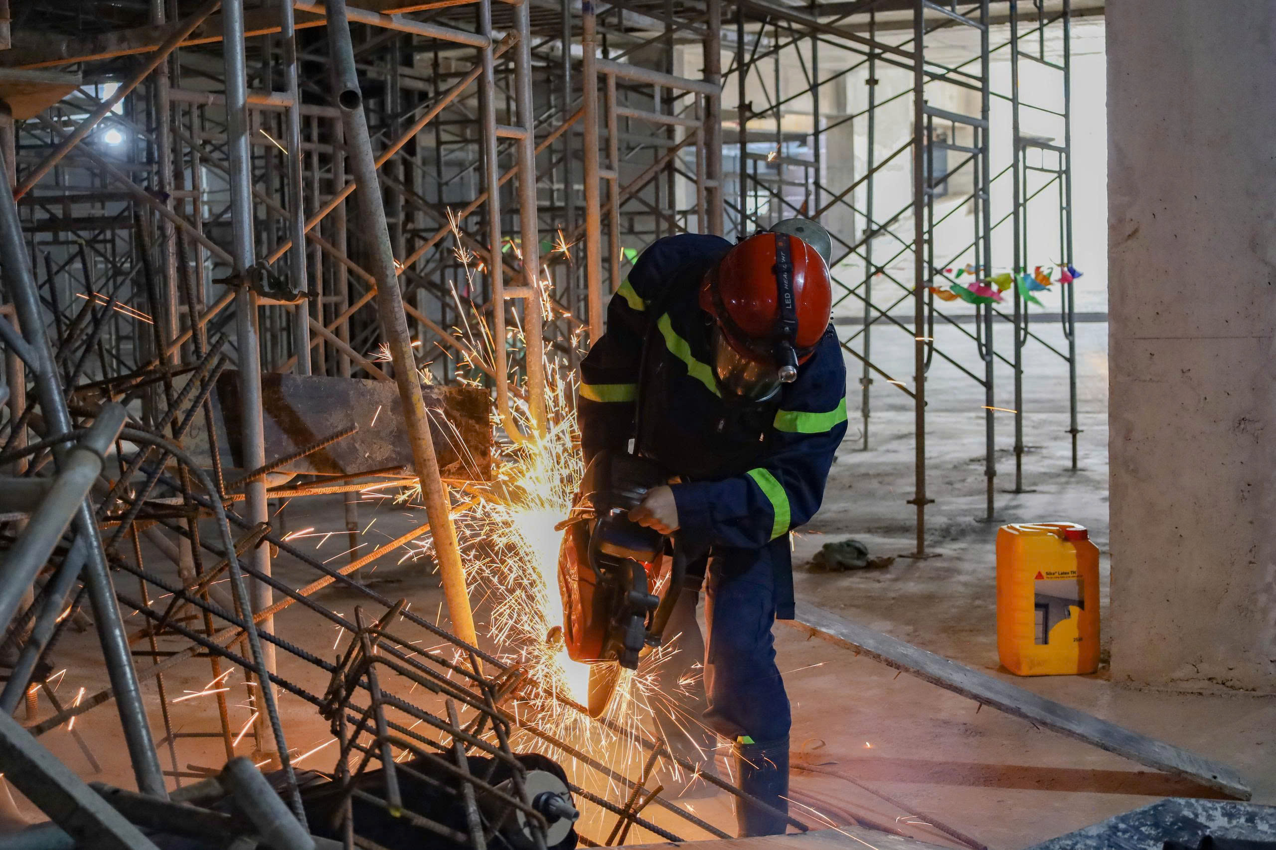 Giả định t&igrave;nh huống ch&aacute;y tại một c&ocirc;ng tr&igrave;nh x&acirc;y dựng to&agrave; nh&agrave; chung cư - Ảnh 10.