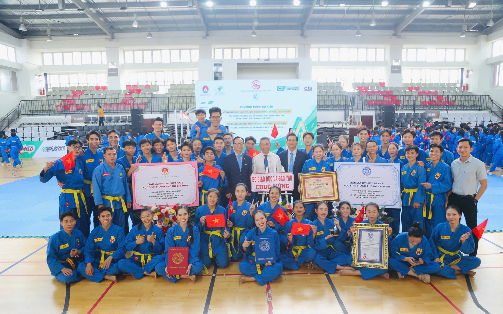 Nền tảng k&eacute;p để ph&aacute;t triển thể thao - Ảnh 1.