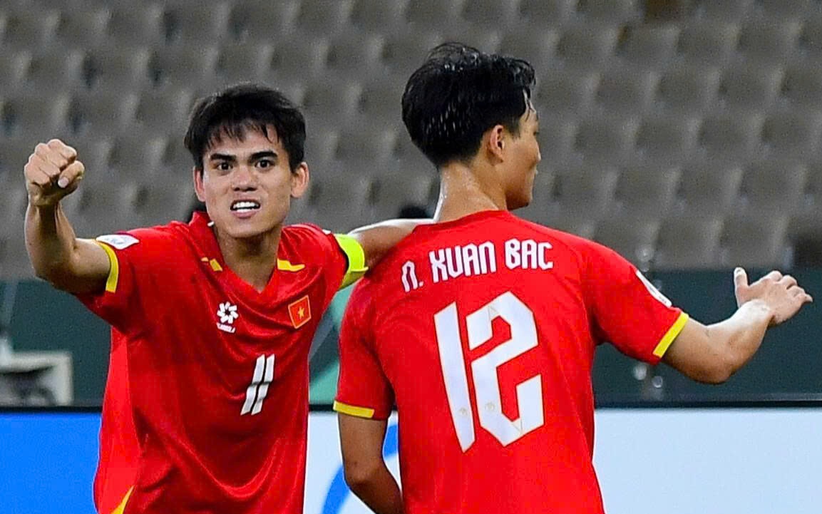 Phạm Minh Ph&uacute;c - "cơn lốc" đường bi&ecirc;n của U23 Việt Nam - Ảnh 3.