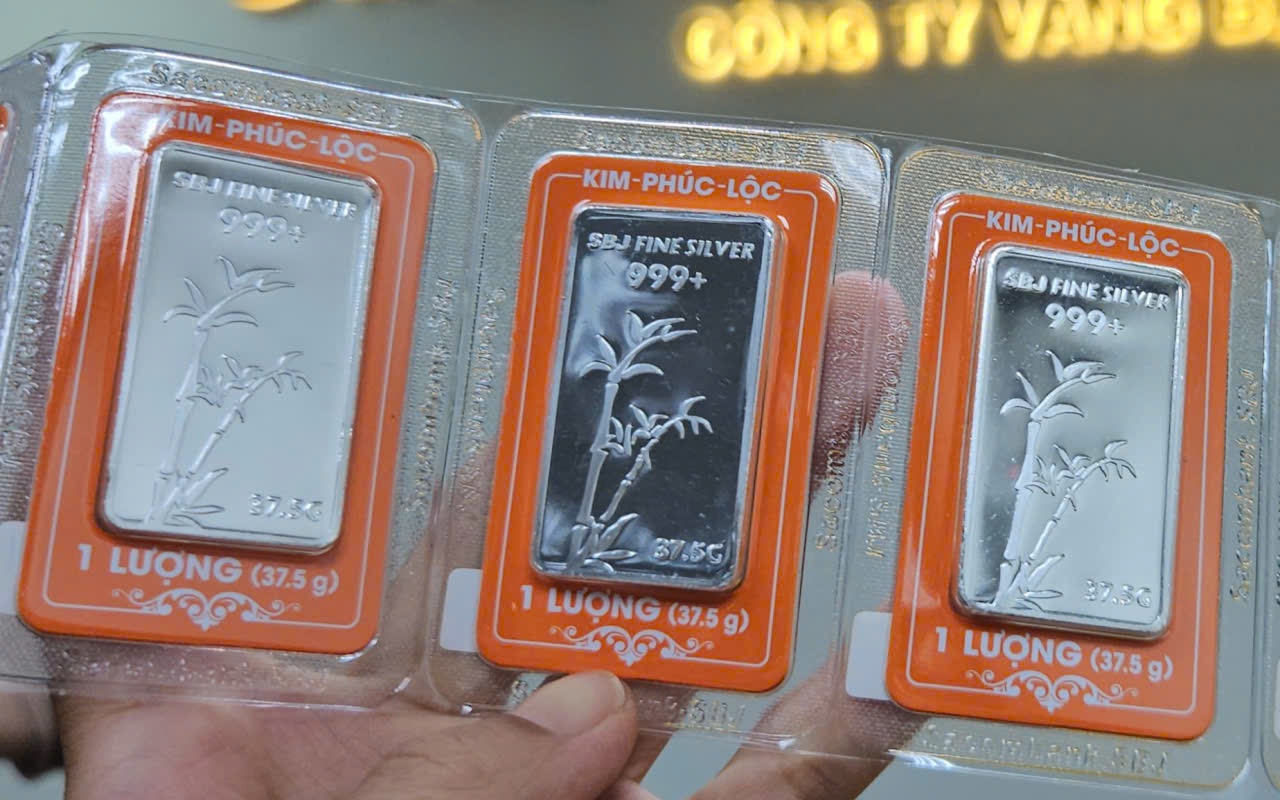 Gi&aacute; bạc h&ocirc;m nay 20 - 1: Tăng cao , đặt trước mới c&oacute; h&agrave;ng - Ảnh 1.