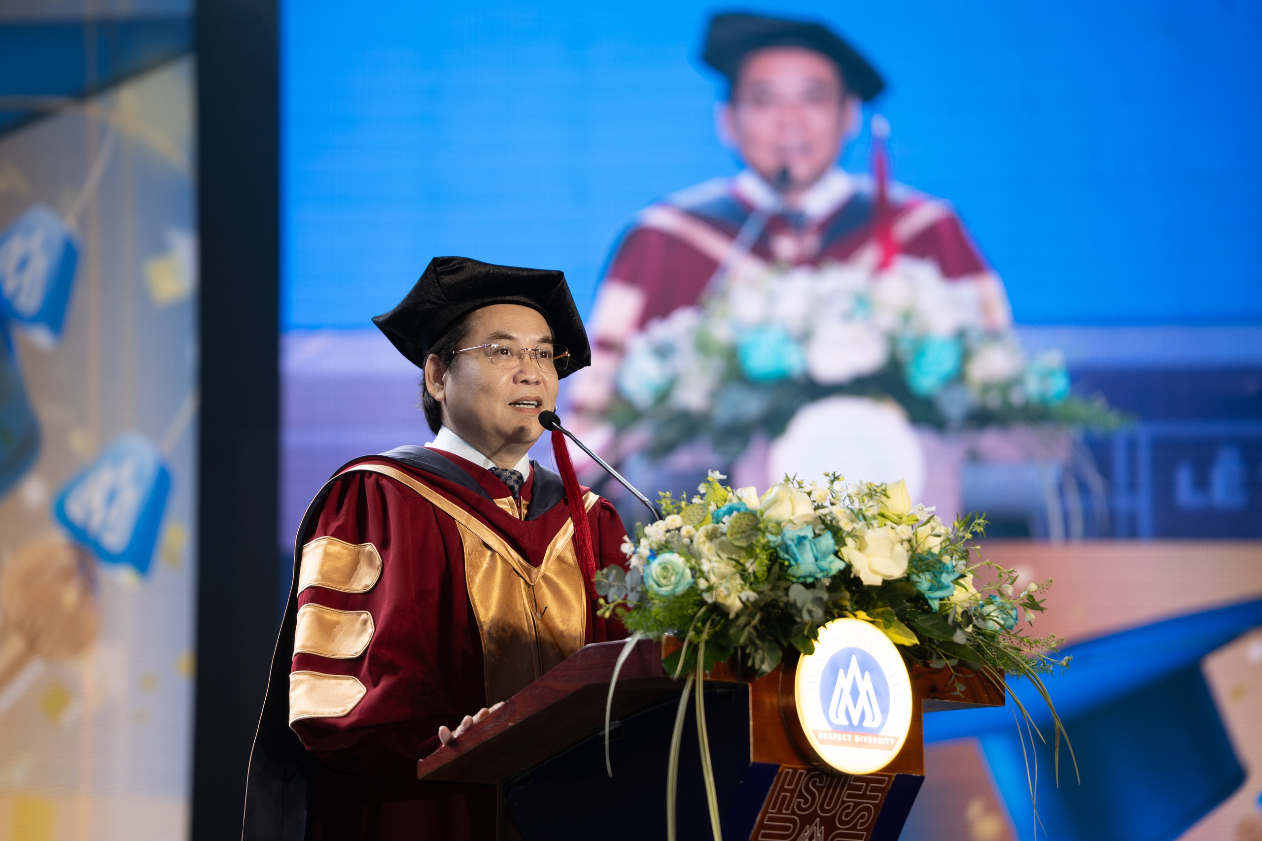 Tân hiệu trưởng Trường ĐH Hoa Sen là ai - Ảnh 3.