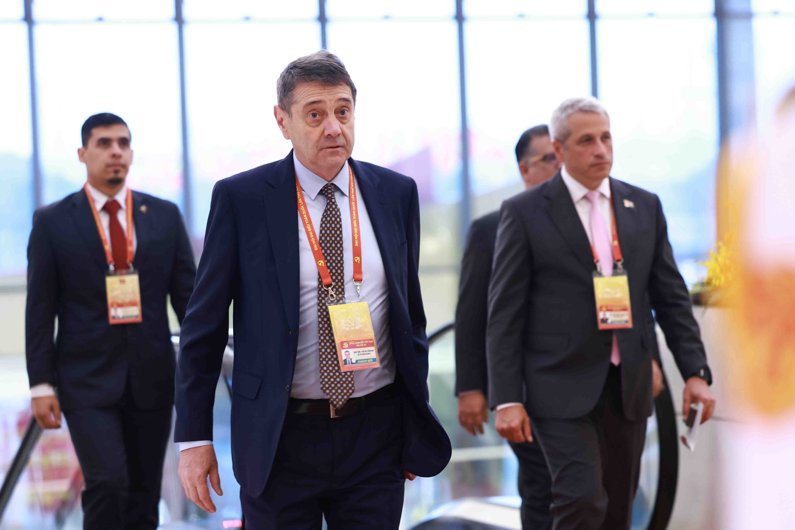 C&aacute;c Mẹ Việt Nam Anh h&ugrave;ng, kh&aacute;ch quốc tế dự khai mạc Đại hội XIV của Đảng - Ảnh 6.