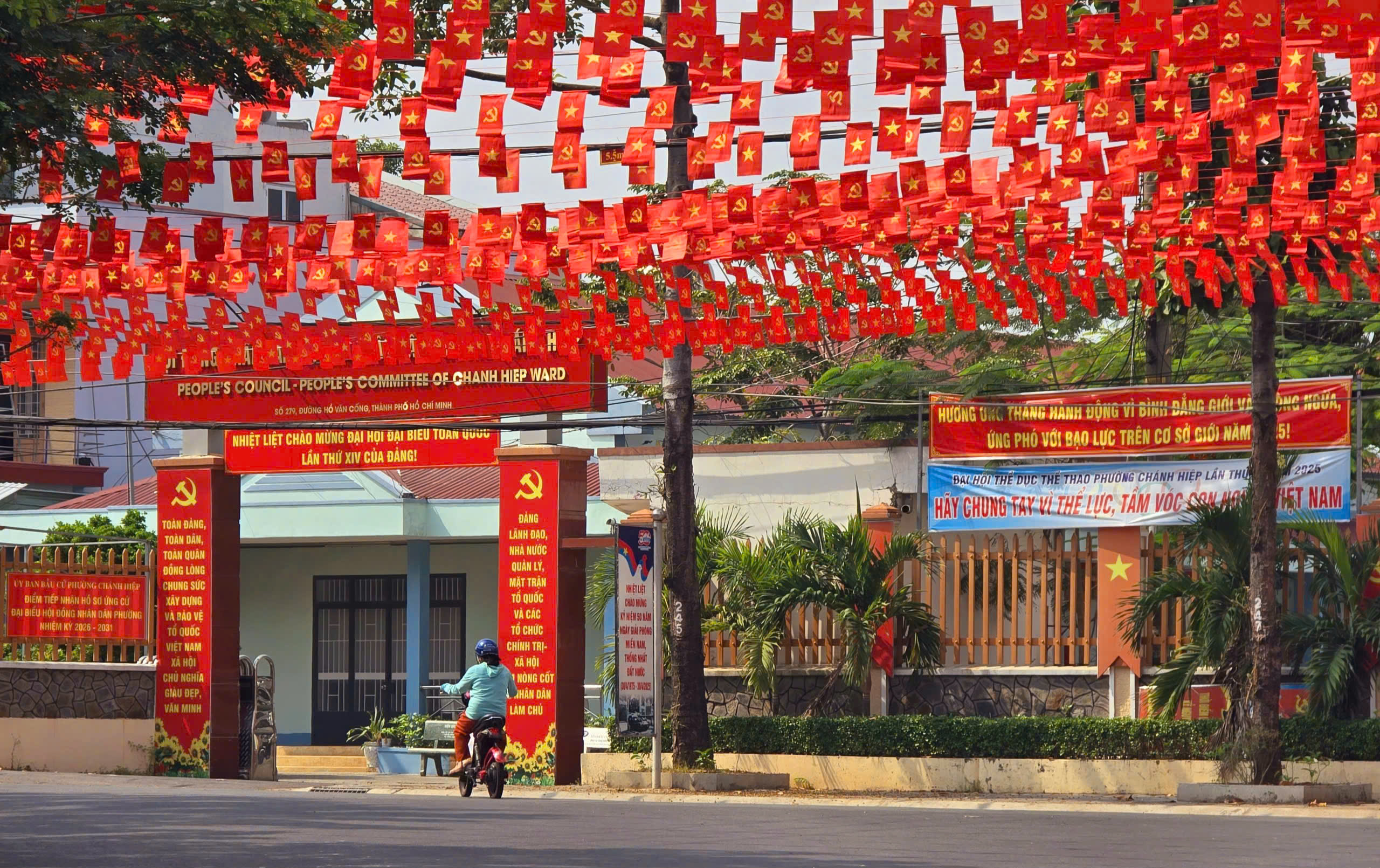 Hoạt động &yacute; nghĩa của phường Ch&aacute;nh Hiệp ch&agrave;o mừng Đại hội XIV của Đảng - Ảnh 5.