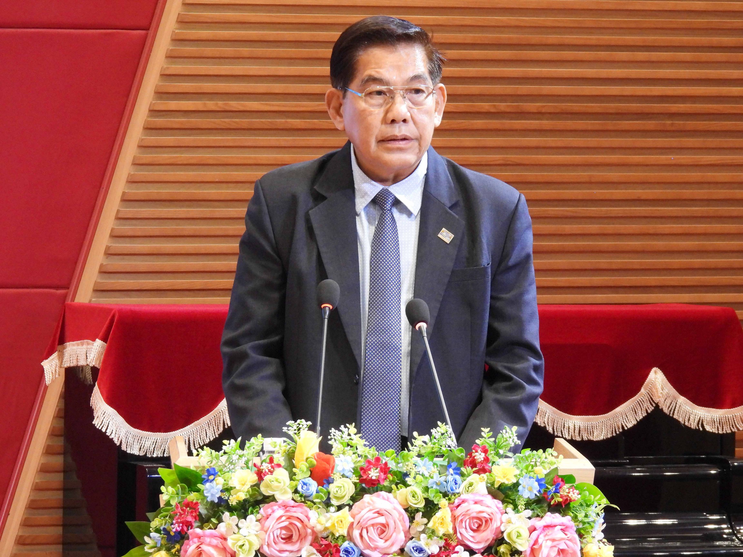 Giới thiệu Hiệu trưởng Trường ĐH Cửu Long ứng cử đại biểu HĐND tỉnh Vĩnh Long - Ảnh 3.