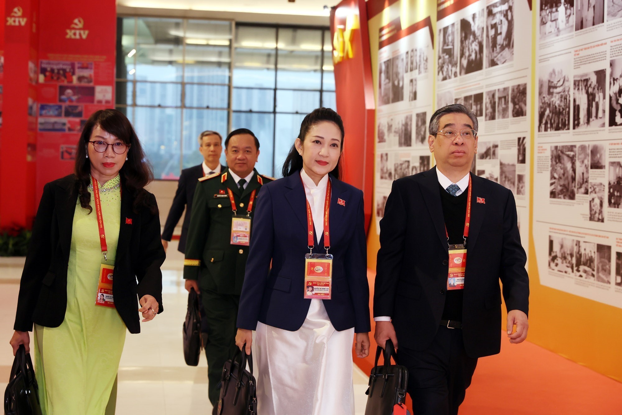 Phi&ecirc;n thảo luận tại hội trường về c&aacute;c văn kiện Đại hội - Ảnh 5.