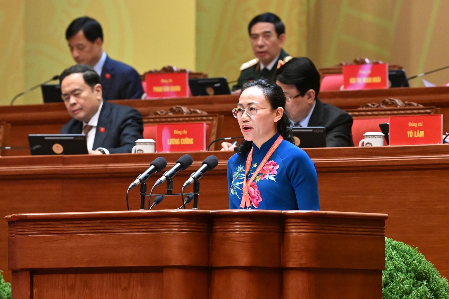 30 tham luận của l&atilde;nh đạo Ch&iacute;nh phủ, địa phương thảo luận về c&aacute;c văn kiện Đại hội XIV của Đảng - Ảnh 12.