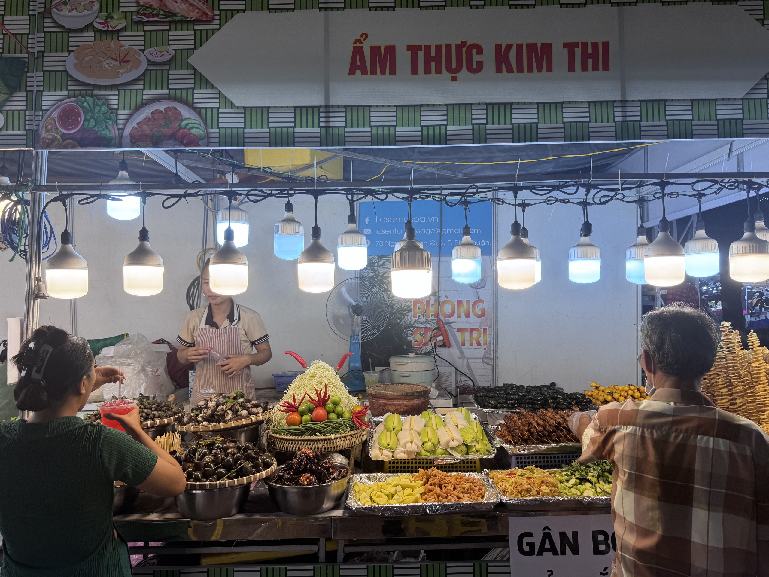 Tha hồ mua sắm tại chương trình kích cầu tiêu dùng phường Hạnh Thông , TP HCM - Ảnh 5. Tha hồ mua sắm tại chương trình kích cầu tiêu dùng phường Hạnh Thông , TP HCM - Ảnh 5.