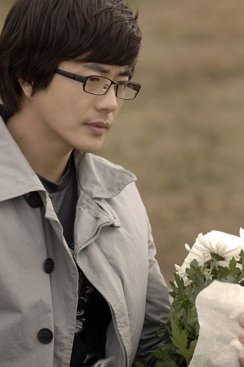 "Ho&agrave;ng tử nước mắt" Kwon Sang-woo xin lỗi v&igrave; say quắc cần c&acirc;u - Ảnh 3.