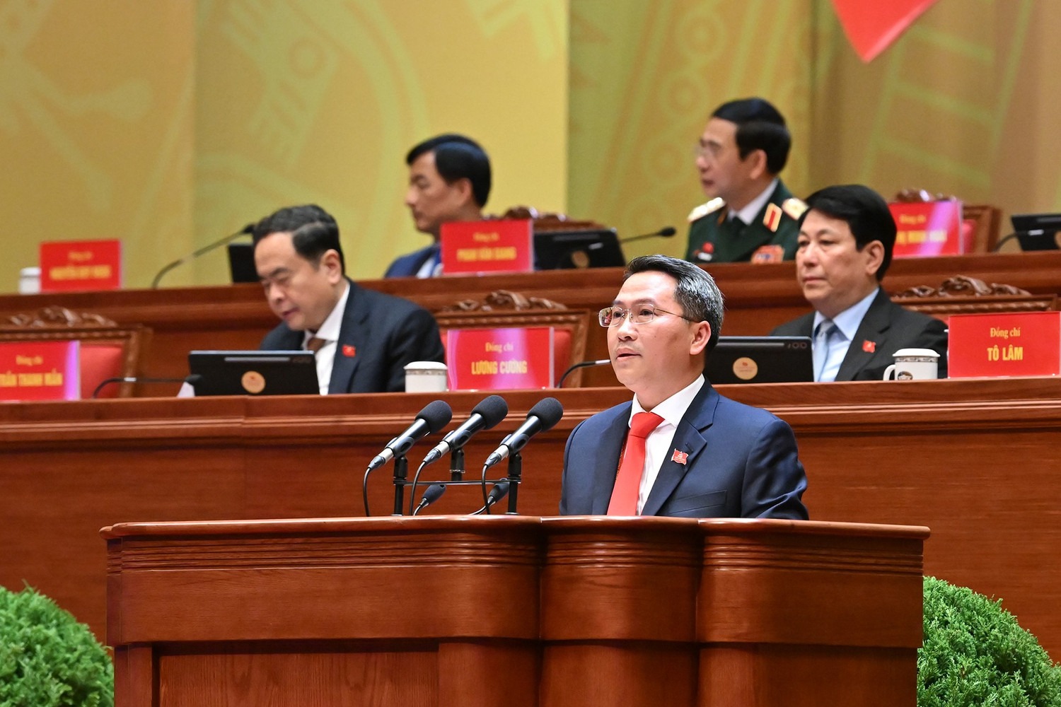 30 tham luận của l&atilde;nh đạo Ch&iacute;nh phủ, địa phương thảo luận về c&aacute;c văn kiện Đại hội XIV của Đảng - Ảnh 11.