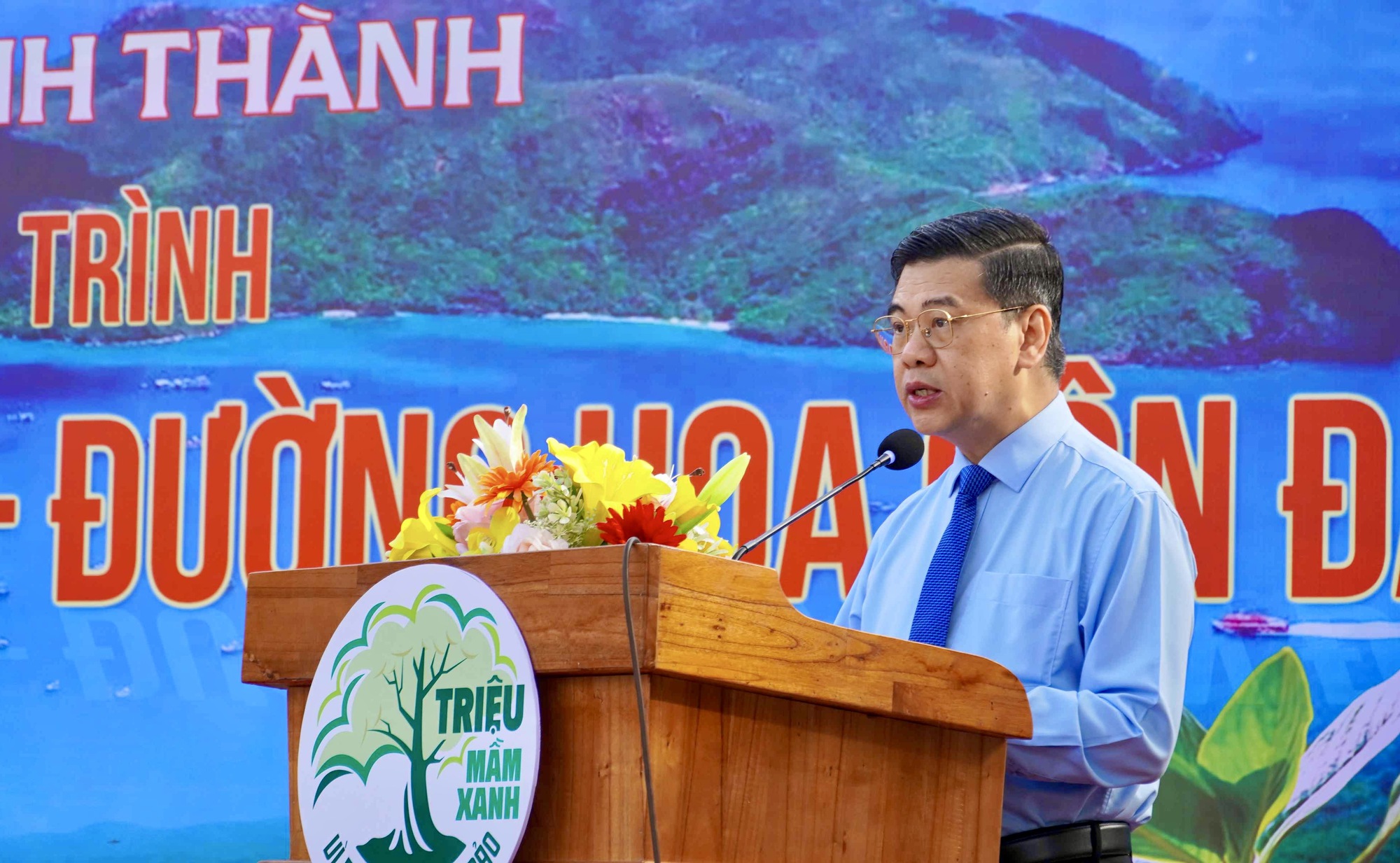 Khánh thành Công trình "Đường cờ Tổ quốc - Đường hoa Côn Đảo" vào Ngày giỗ Anh hùng Võ Thị Sáu - Ảnh 4.