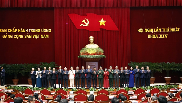 To Lam re-elected General Secretary of the 14th Party Central Committee - Ảnh 2.