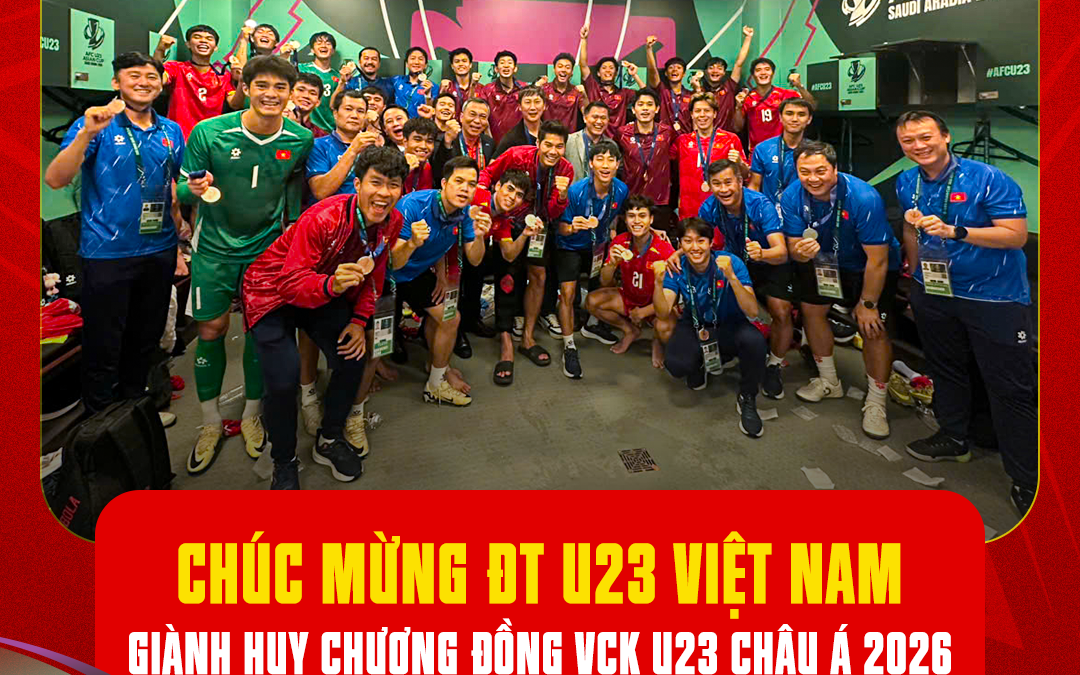 Thủ tướng Phạm Minh Ch&iacute;nh ch&uacute;c mừng Đội tuyển b&oacute;ng đ&aacute; nam U23 Việt Nam - Ảnh 2.