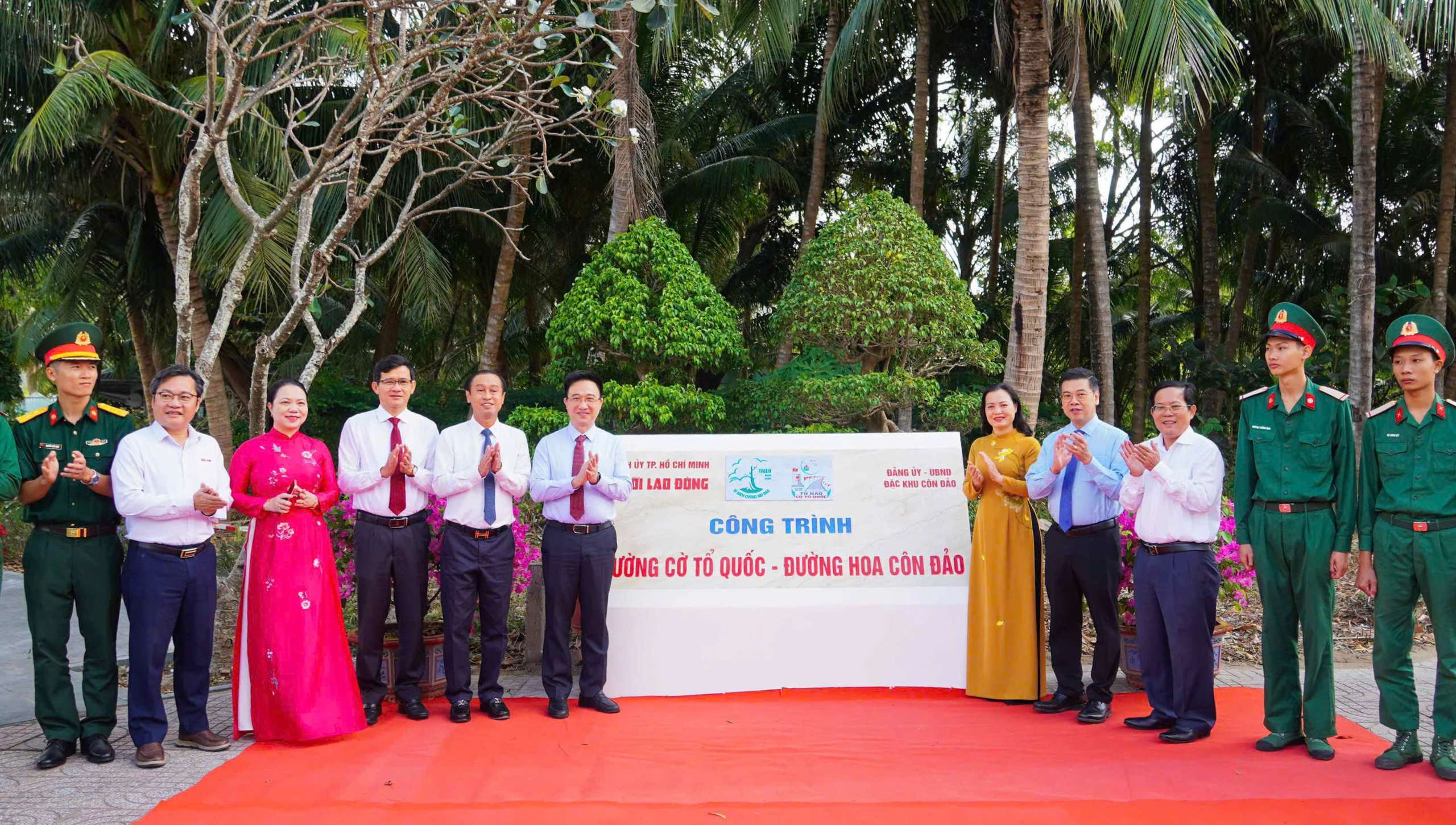 Điểm nhấn kinh tế và văn hóa trên Đường cờ Tổ quốc - Đường hoa Côn Đảo - Ảnh 1.