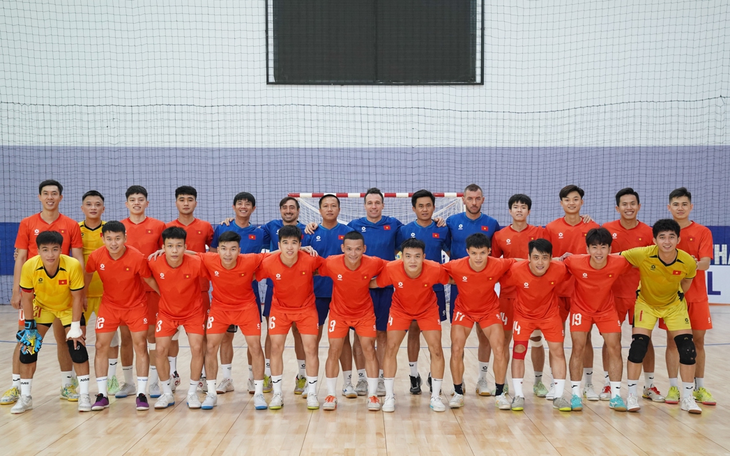 HLV Diego Giustozzi: "Tuyển futsal Việt Nam với c&aacute;ch tiếp cận mới, tấn c&ocirc;ng v&agrave; trẻ trung hơn"  - Ảnh 2.