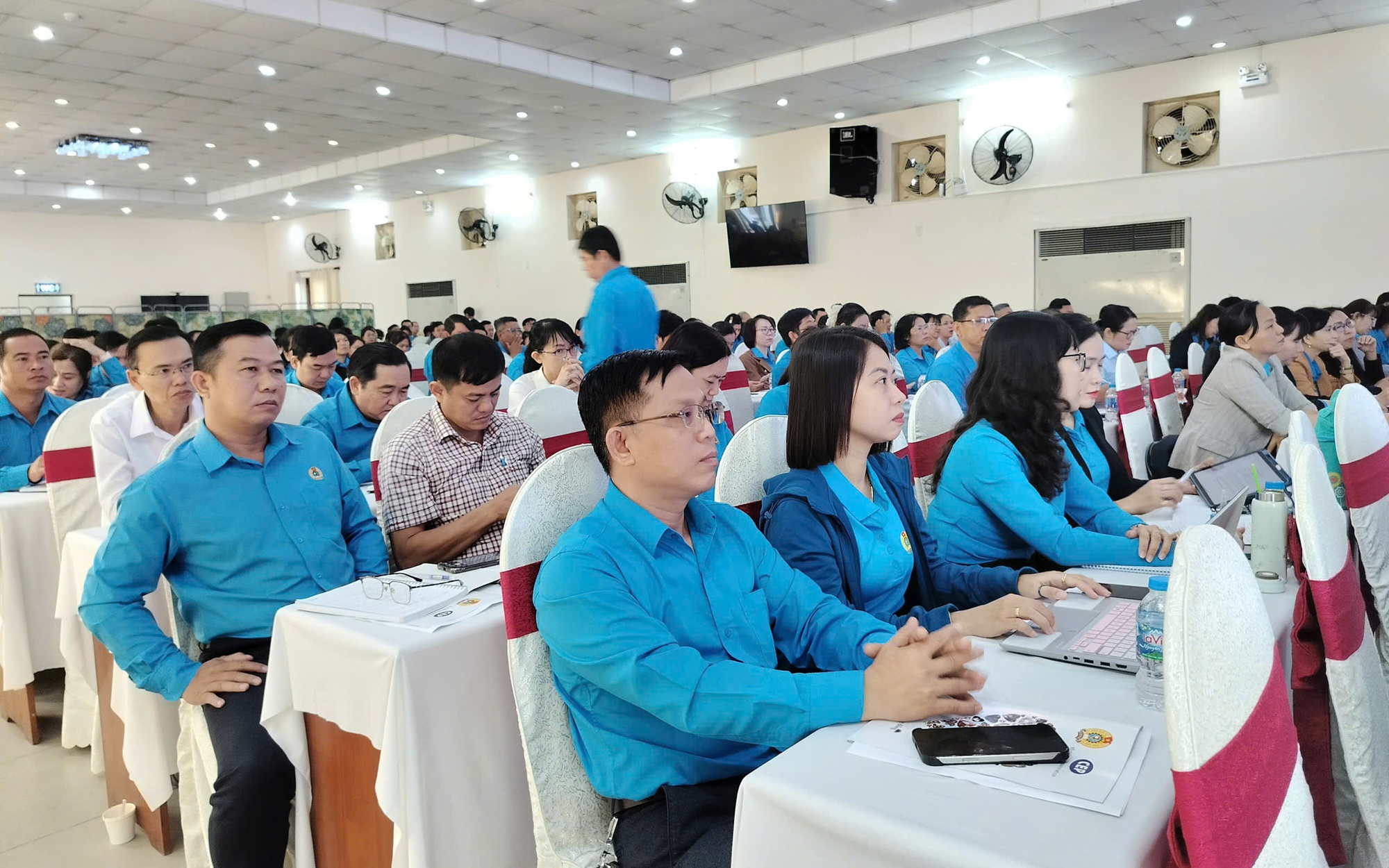 Chuyển giao quản l&yacute; 87.768 đo&agrave;n vi&ecirc;n tại khu chế xuất, khu c&ocirc;ng nghiệp - Ảnh 2.