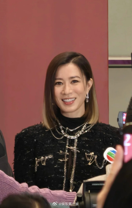 Xa Thi Mạn thấy lấy chồng mệt hơn đ&oacute;ng phim - Ảnh 3.