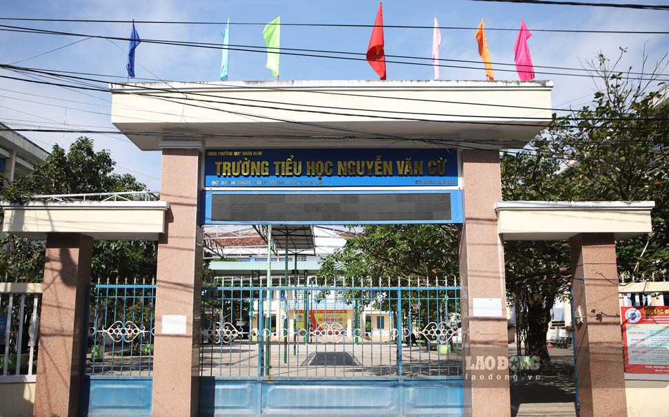 Cô giáo giải thích lý do sửa bài kiểm tra đúng thành sai để “dìm” điểm học sinh - Ảnh 2.