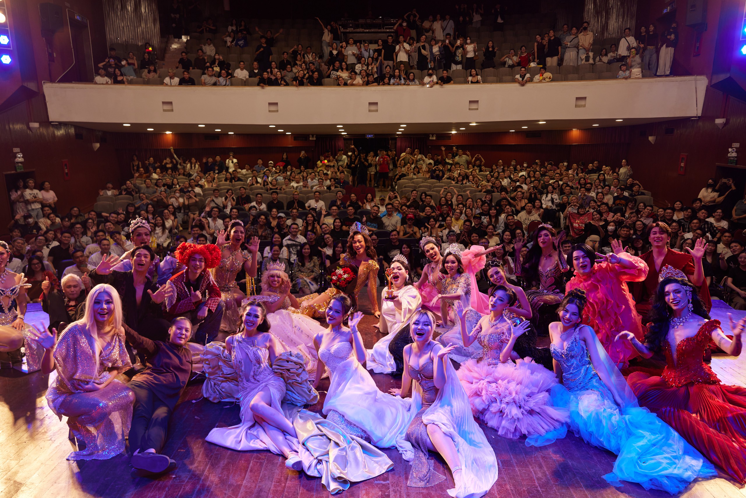 "Đảo hoa hậu" khoe tượng Mai Vàng chiến thắng trong suất diễn ý nghĩa - Ảnh 5.