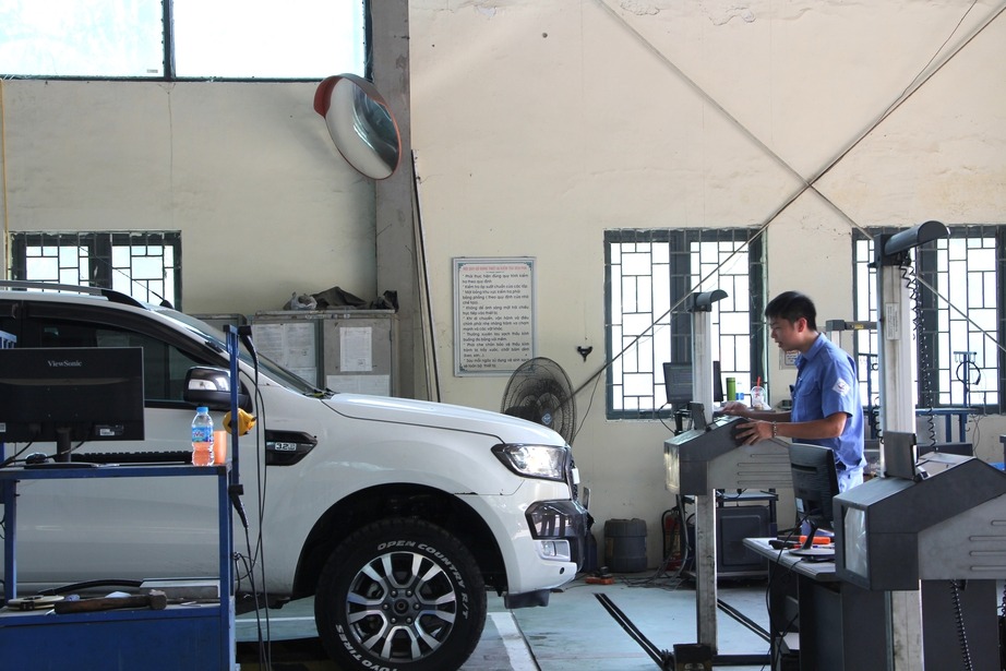 Cho phép xuất trình đăng ký xe trên VNeID khi đi đăng kiểm xe dễ dàng hơn - Ảnh 1. Cho phép xuất trình đăng ký xe trên VNeID khi đi đăng kiểm xe dễ dàng hơn - Ảnh 1.