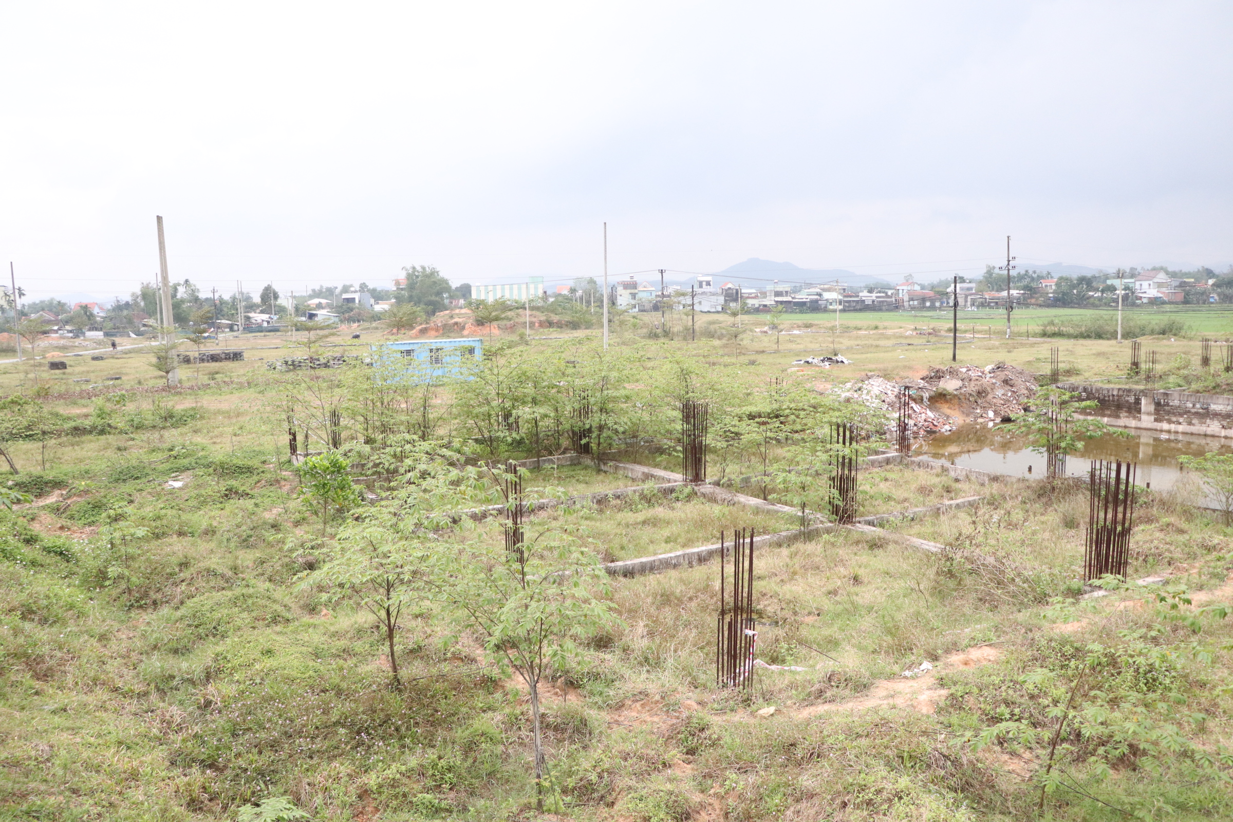 Dự án bất động sản Đà Nẵng kéo dài , cử tri bức xúc về tiến độ thi công - Ảnh 1. Dự án bất động sản Đà Nẵng kéo dài , cử tri bức xúc về tiến độ thi công - Ảnh 1.