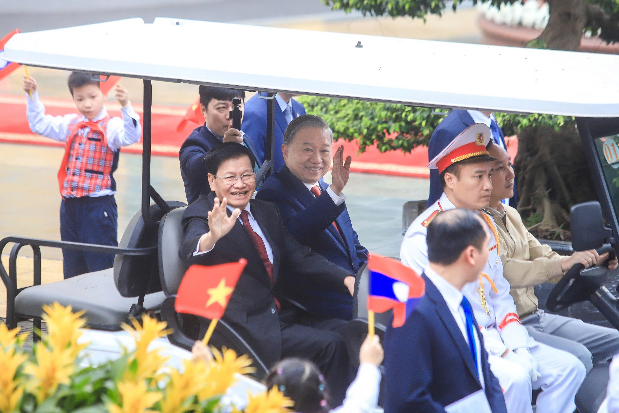 Tổng B&iacute; thư T&ocirc; L&acirc;m chủ tr&igrave; Lễ đ&oacute;n Tổng B&iacute; thư, Chủ tịch nước L&agrave;o Thongloun Sisoulith - Ảnh 17.