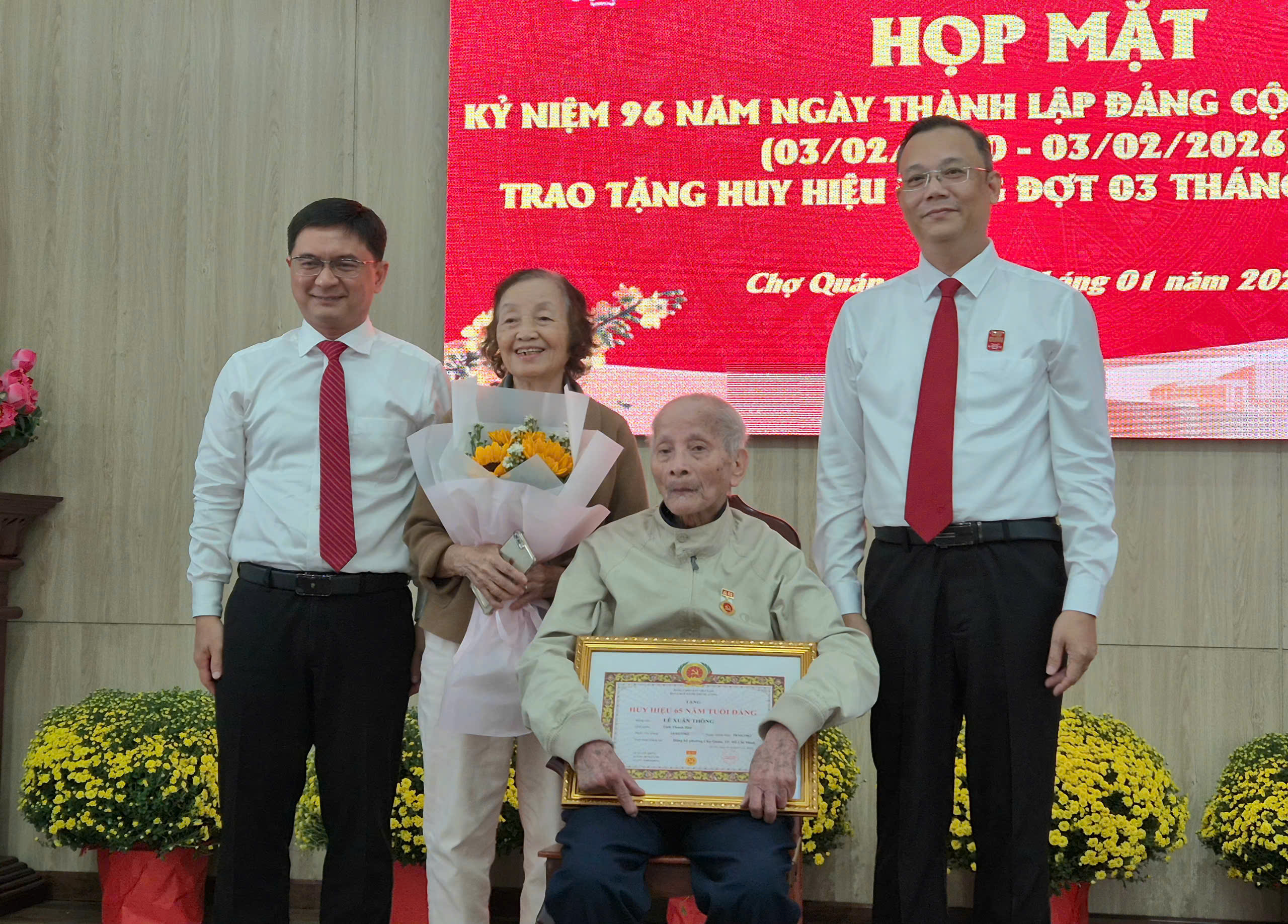 - Ảnh 1. - Ảnh 1.