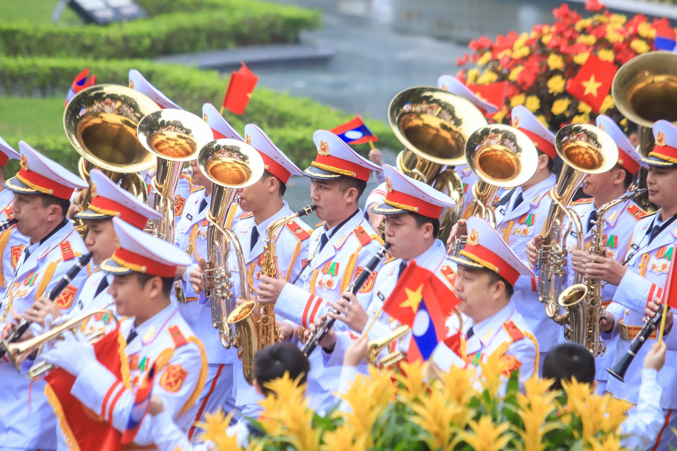 Tổng B&iacute; thư T&ocirc; L&acirc;m chủ tr&igrave; Lễ đ&oacute;n Tổng B&iacute; thư, Chủ tịch nước L&agrave;o Thongloun Sisoulith - Ảnh 3.